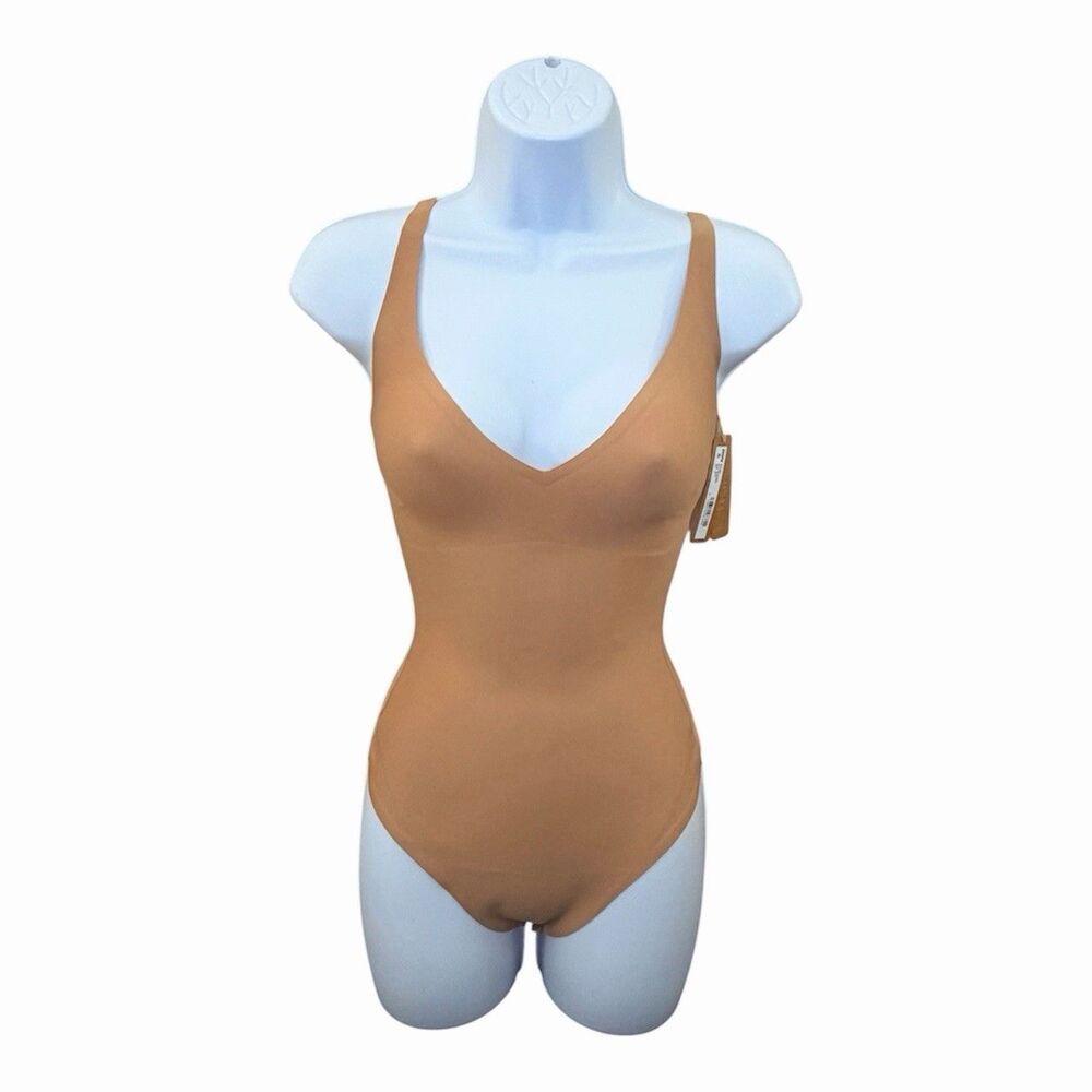 SKIMS Body Unlined Plunge Thong Bodysuit Sienna Medium BD-THG-9551W NWT